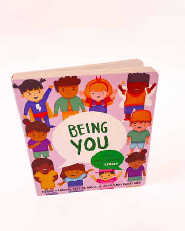 Livre «Being You» - en anglais