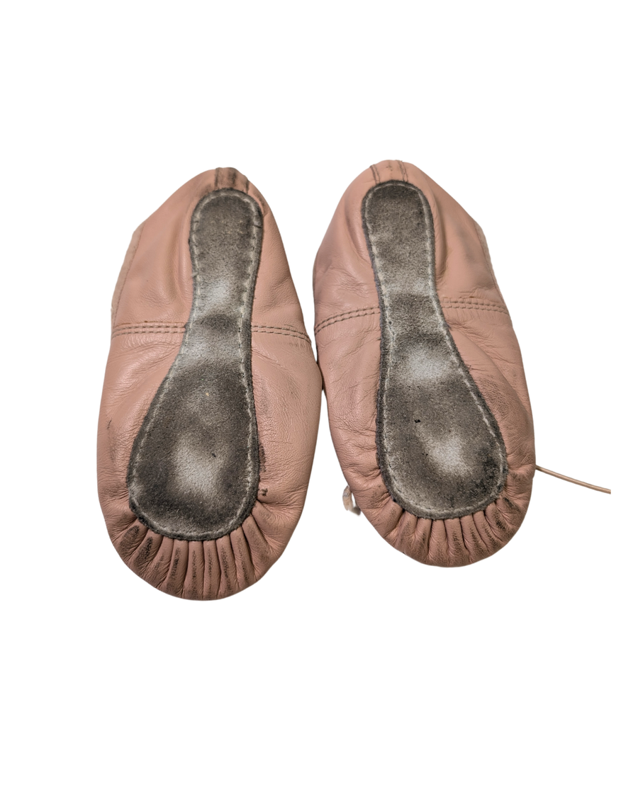 Pink Ballet Shoes - Johnny Brown - pt. 10.5